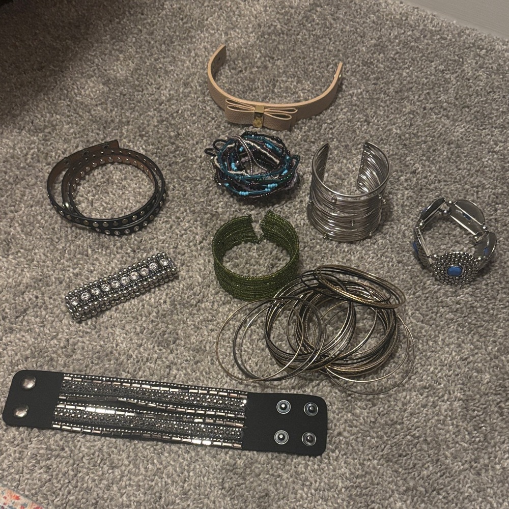 Stylish women’s  Accessory Set - Black, Silver, Blue